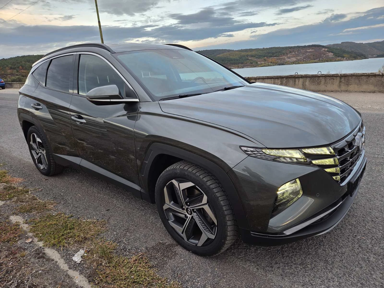 Hyundai Tucson, снимка 2 - Автомобили и джипове - 56433692