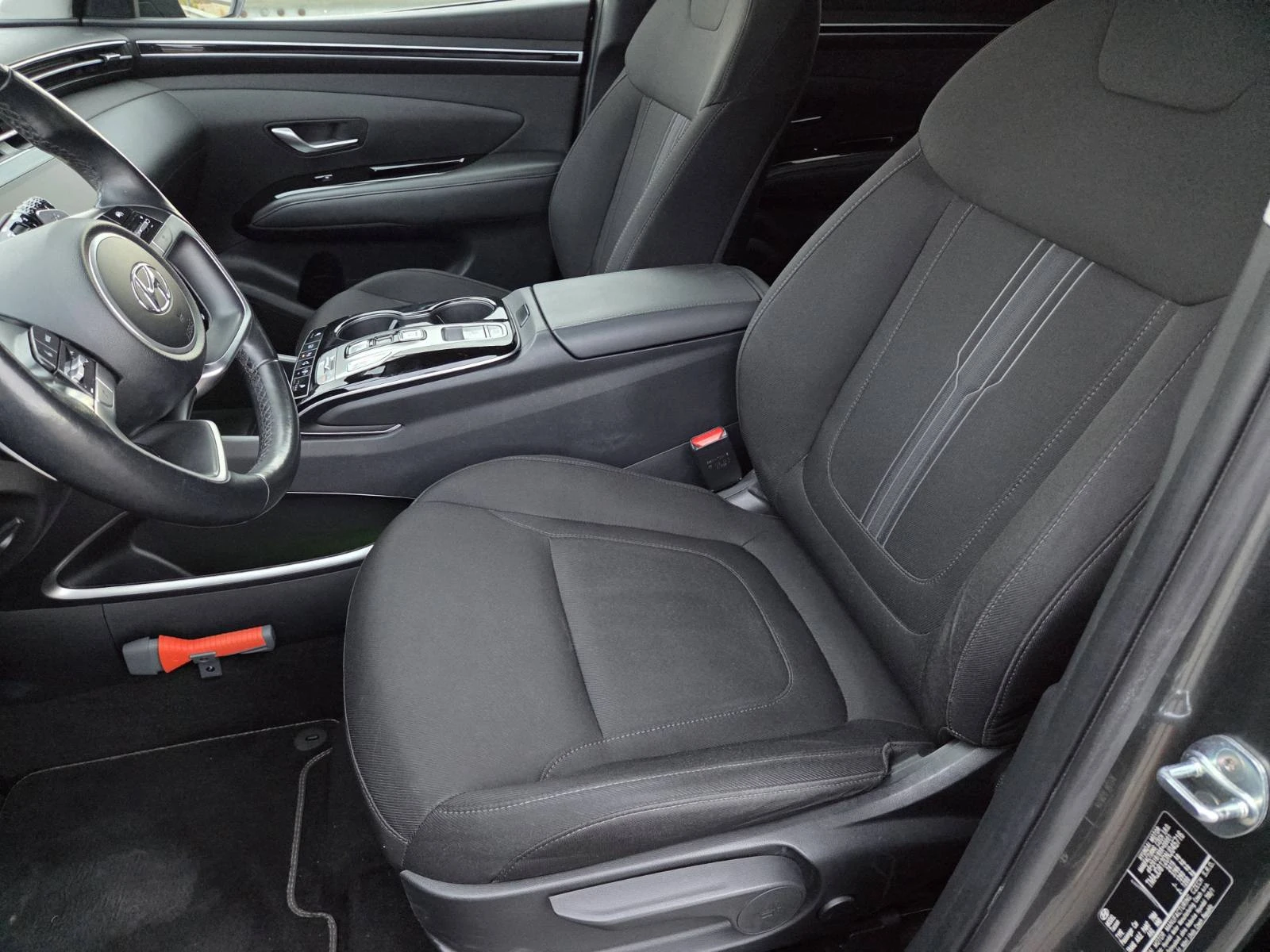 Hyundai Tucson, снимка 7 - Автомобили и джипове - 56433692