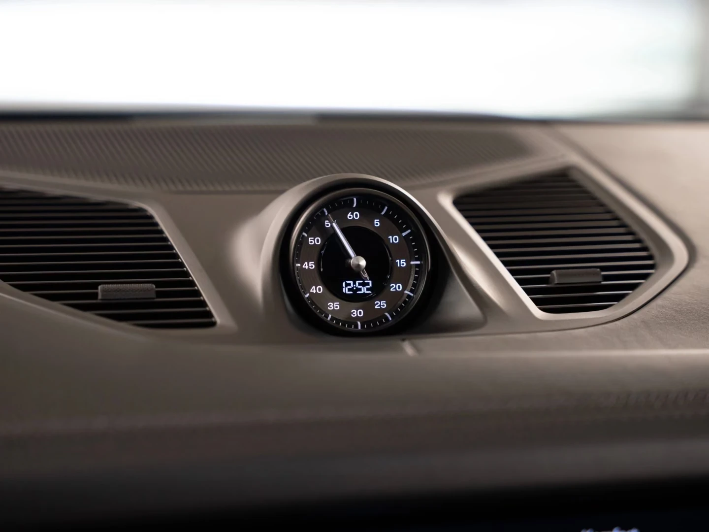Porsche Cayenne TURBO E-HYBRID/PDCC/REAR AXLE/HUD/INNODRIVE/ | Mobile.bg � ����������� 13