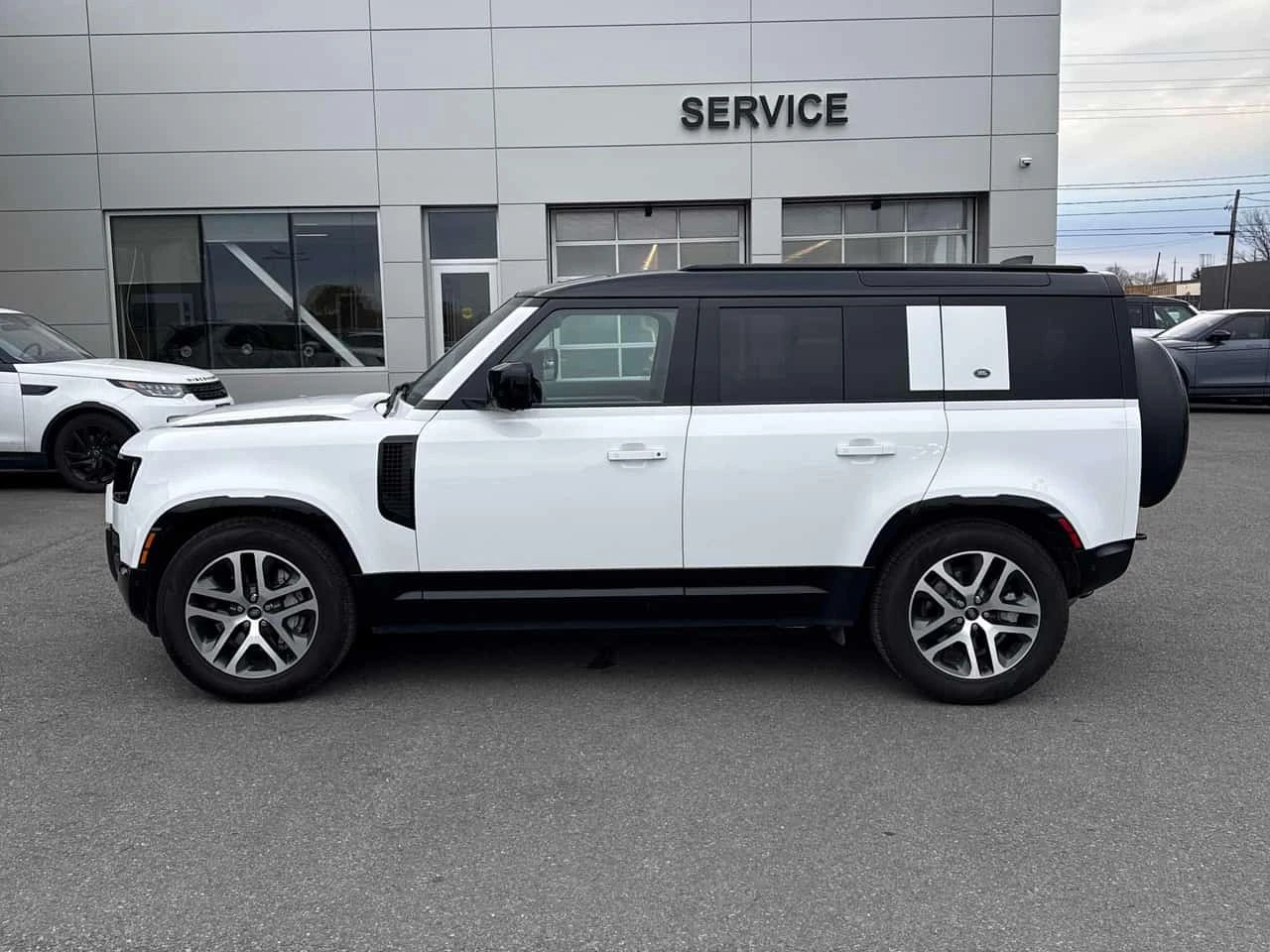 Land Rover Defender X Dynamic SE /CARFAX/�� ���������������� | Mobile.bg � ����������� 2