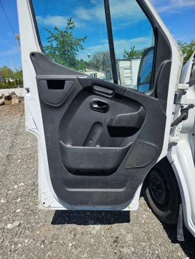 Renault Master 2.3 + 7c, снимка 12