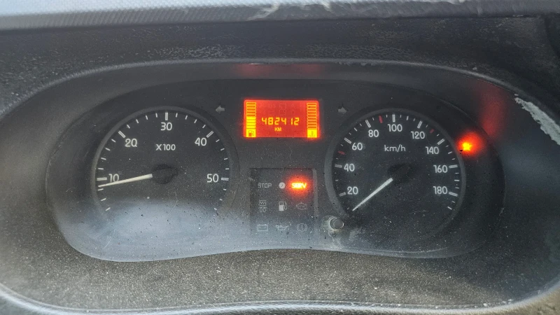 Renault Master 2.5 Td, снимка 6 - Бусове и автобуси - 50586416