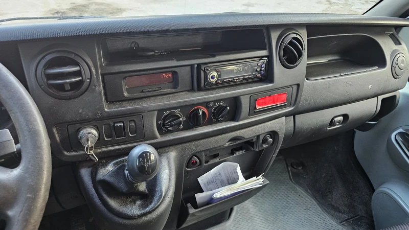 Renault Master 2.5 Td, снимка 5 - Бусове и автобуси - 50586416