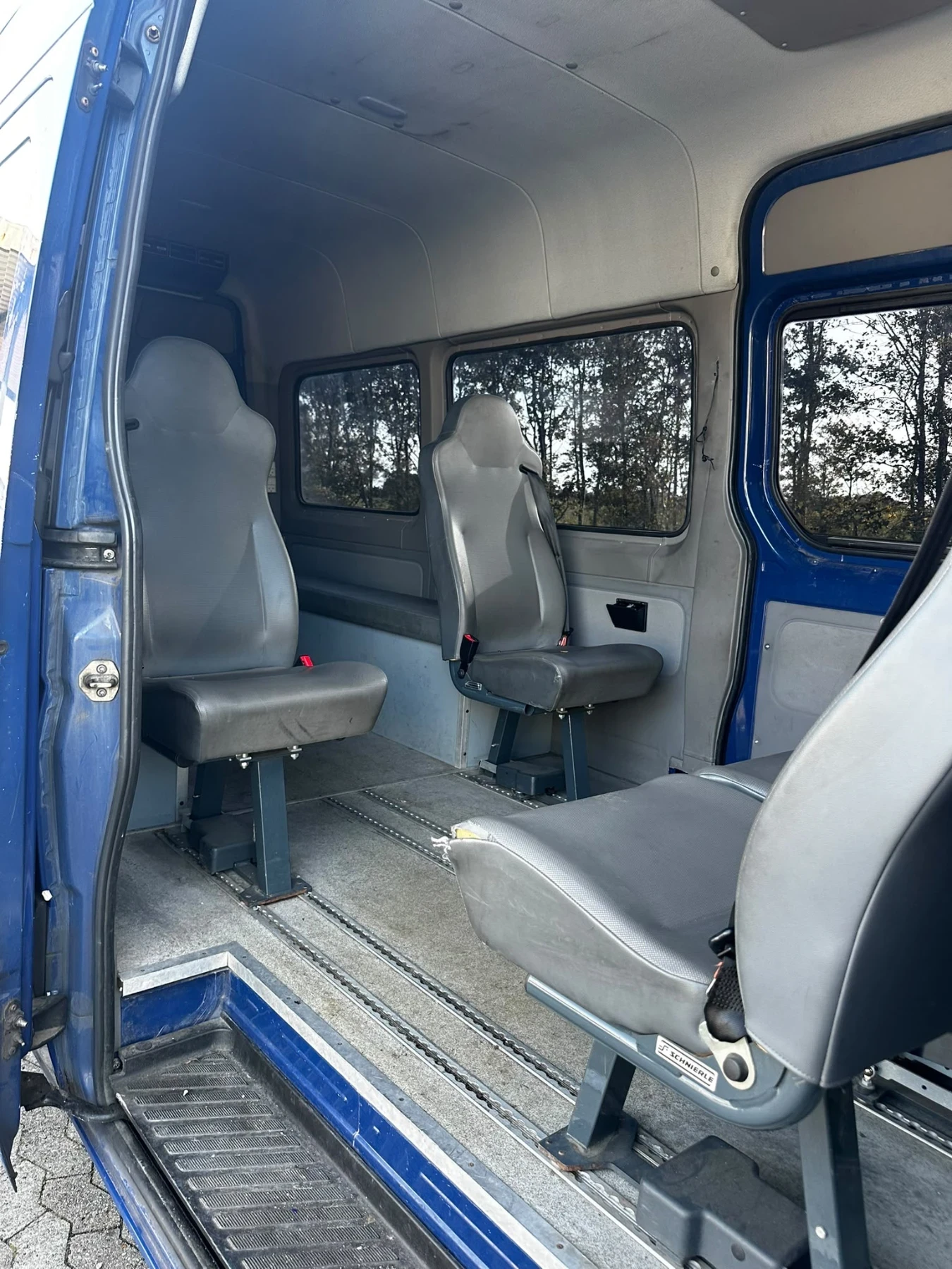 VW Crafter Автобус, снимка 12 - Бусове и автобуси - 56666107
