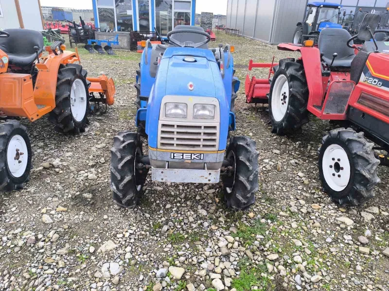 Трактор ISEKI Саки агро Сливен , снимка 9 - Селскостопанска техника - 52648513