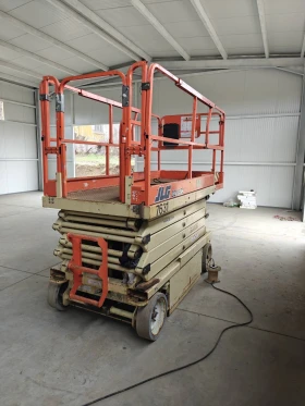 Автовишка Друга марка JLG 3246E2, снимка 13
