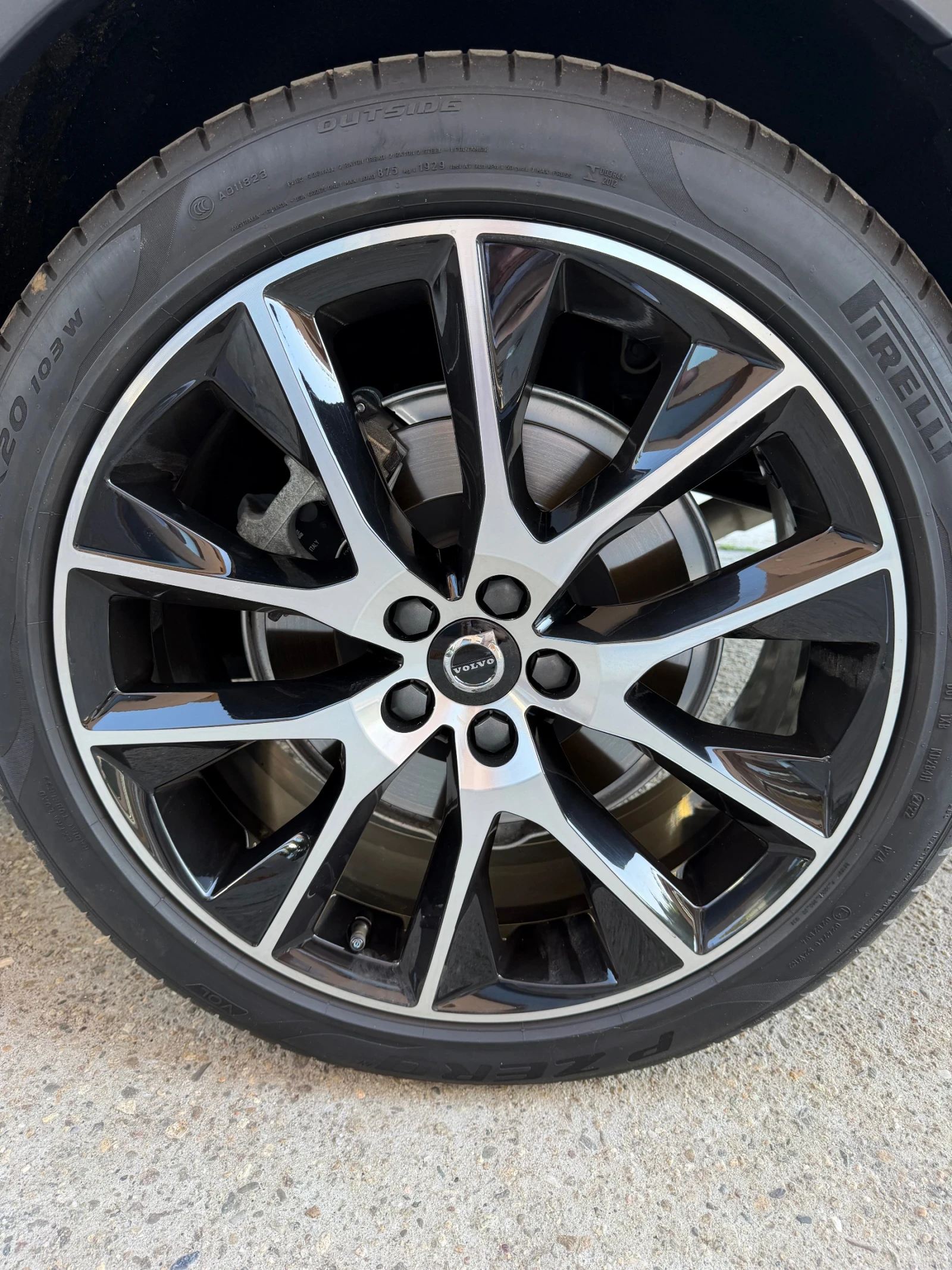 Джанти за Volvo, снимка 2 - Гуми и джанти - 55734939