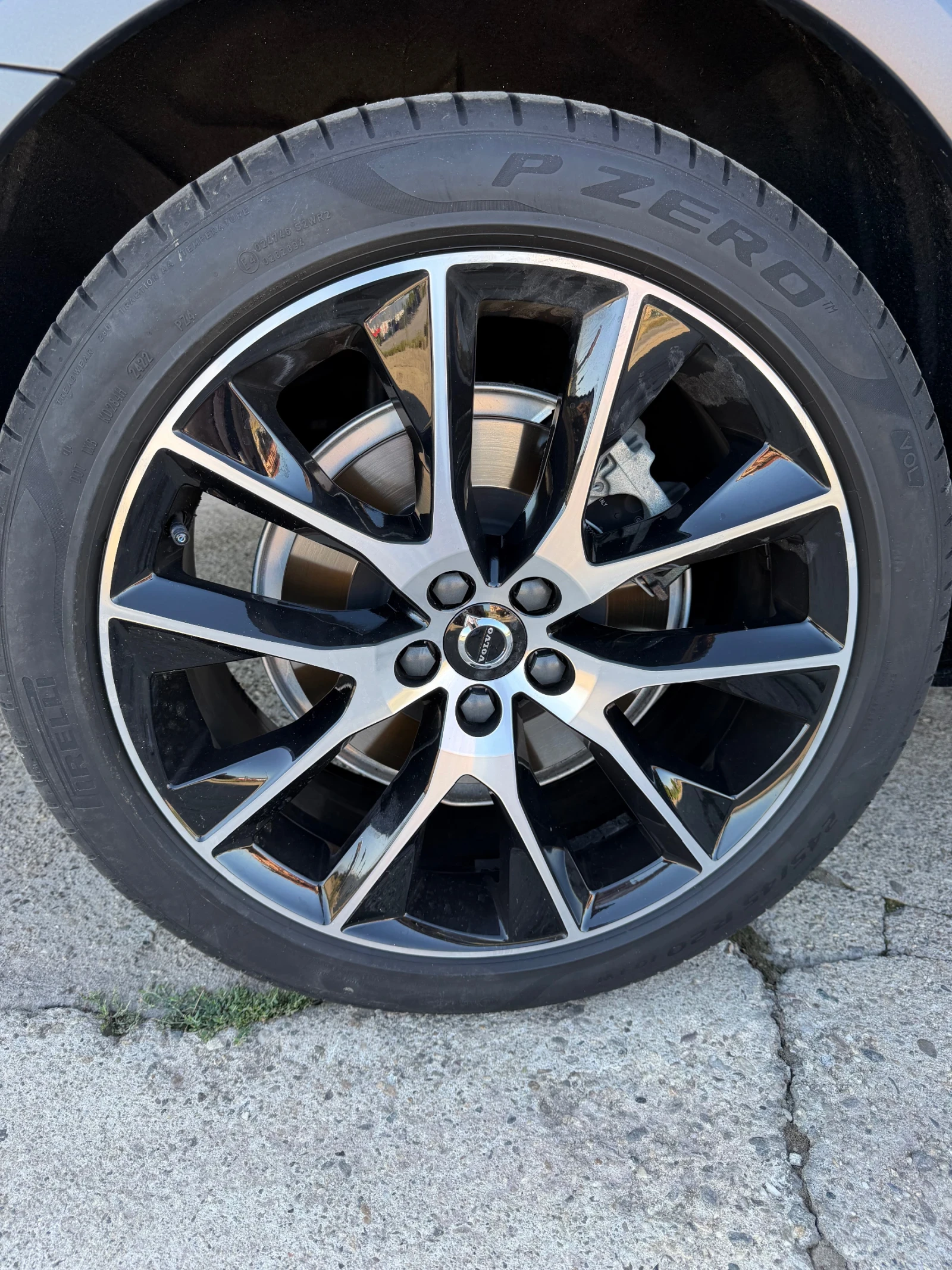 Джанти за Volvo, снимка 4 - Гуми и джанти - 55734939