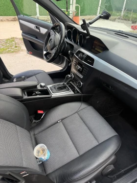 Mercedes-Benz C 220, снимка 10