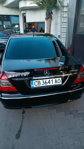 Mercedes-Benz E 280 EVO-Avangard, снимка 3