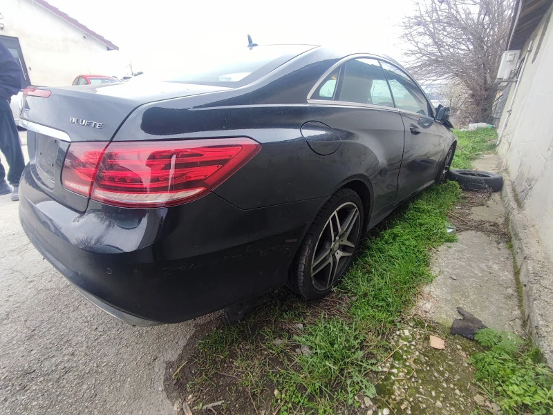 Mercedes-Benz E 220 AMG Facelift, снимка 3 - Автомобили и джипове - 40265362