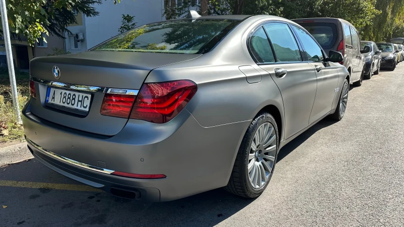 BMW 740 Лизинг, X-drive, LED, Distronic, HUD, снимка 7 - Автомобили и джипове - 47887405