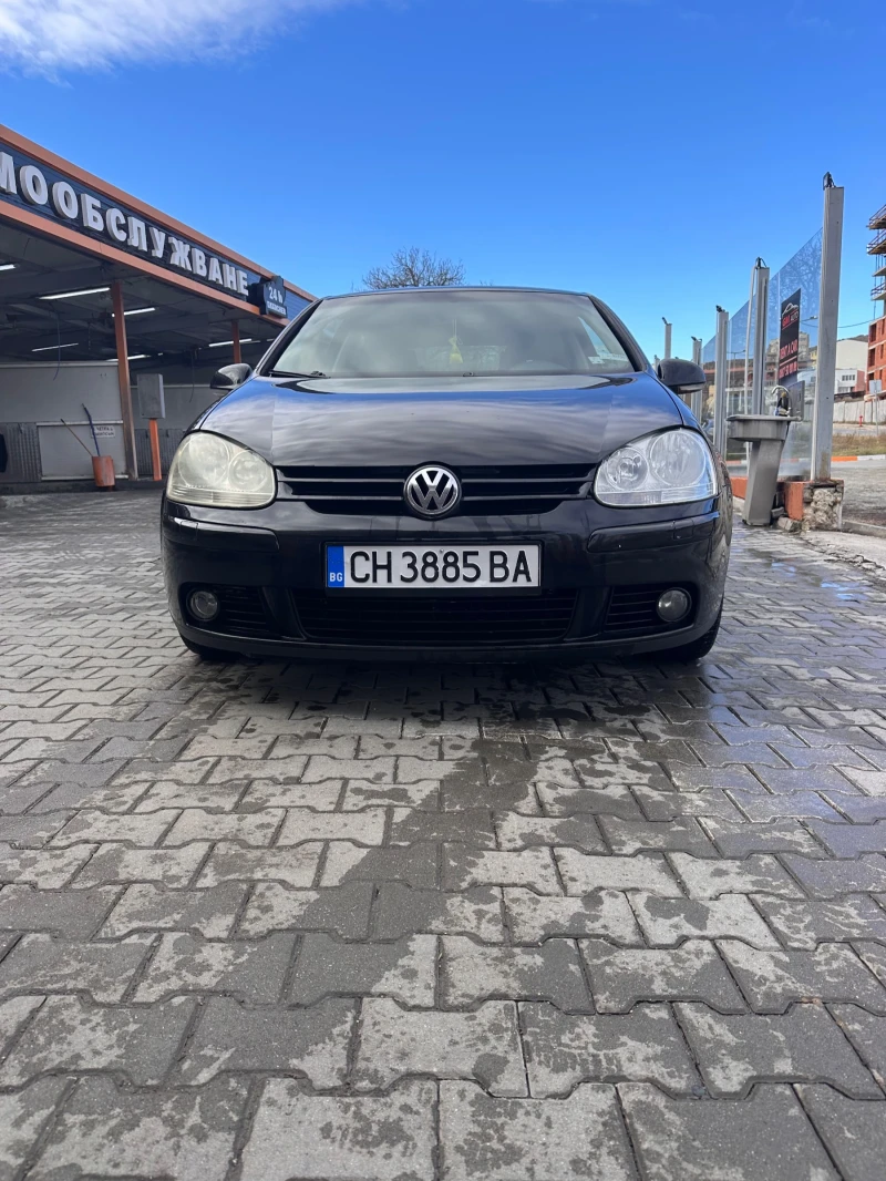 VW Golf 5, снимка 8 - Автомобили и джипове - 48550889