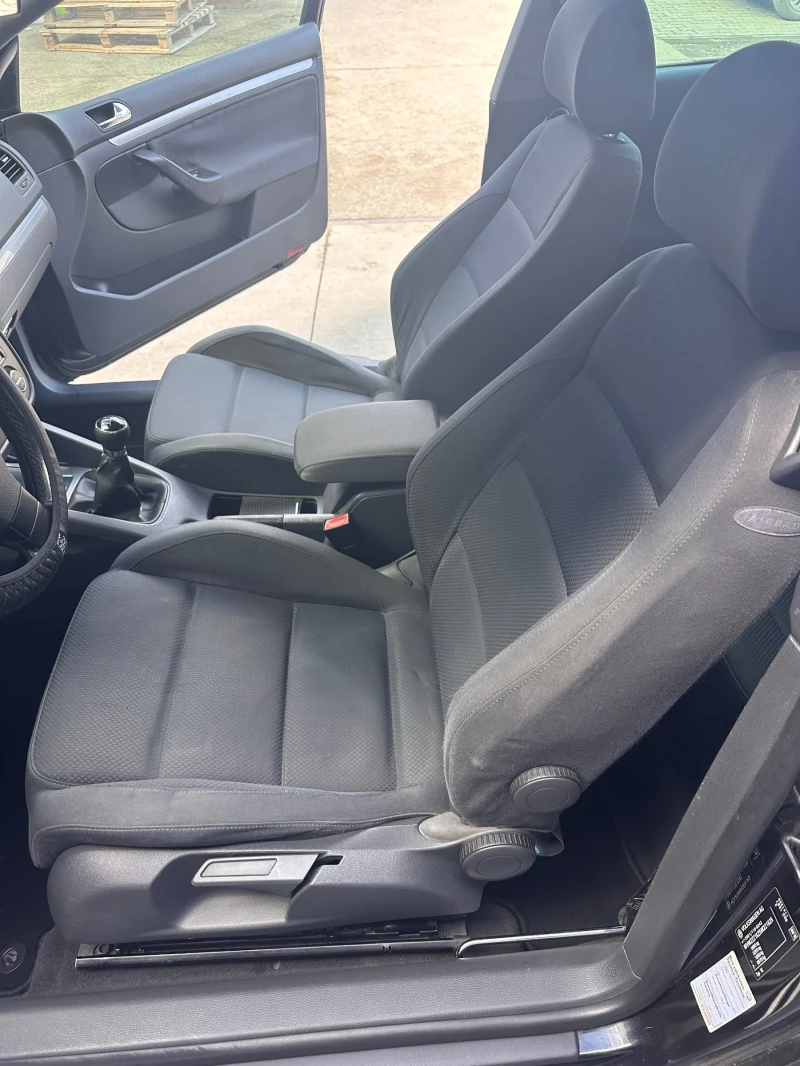 VW Golf 5, снимка 6 - Автомобили и джипове - 48550889