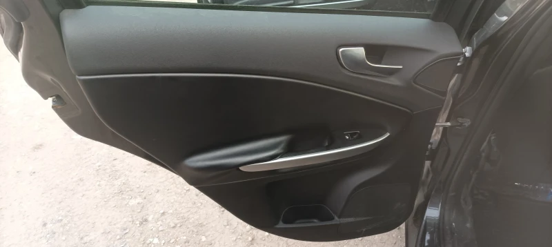 Alfa Romeo Giulietta, снимка 7 - Автомобили и джипове - 48830399