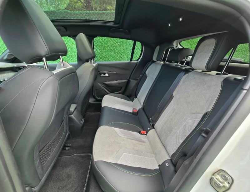 Peugeot 208 131кс* 3D* GT Line* 8EAT* FULL* 40000км* , снимка 10 - Автомобили и джипове - 51058651