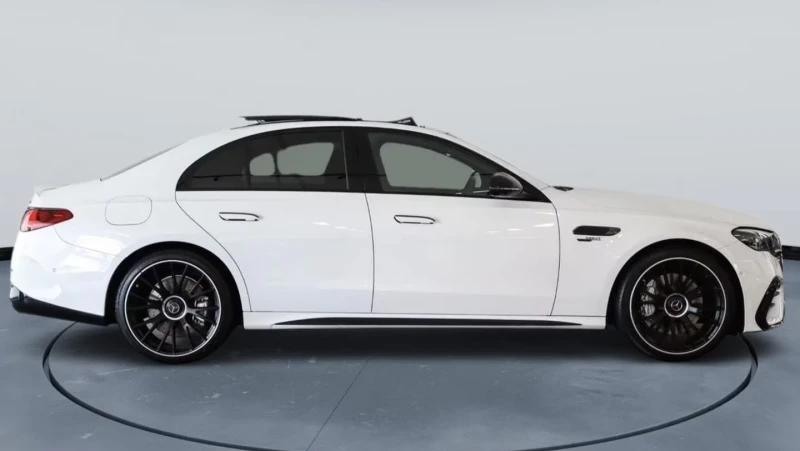 Mercedes-Benz E 53 AMG 4M+ Hybrid HuD Premium, снимка 3 - Автомобили и джипове - 52048428