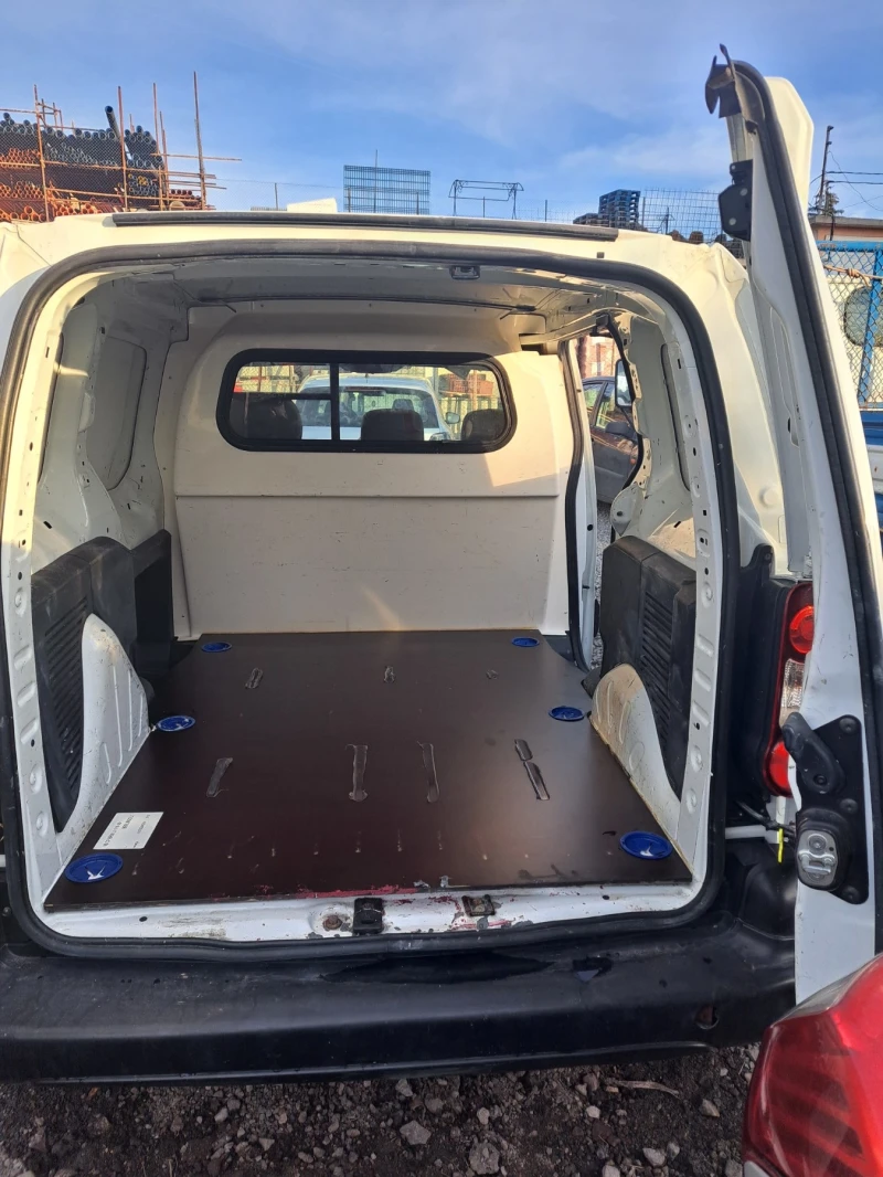 Peugeot Partner 1.6, снимка 5 - Автомобили и джипове - 52962726