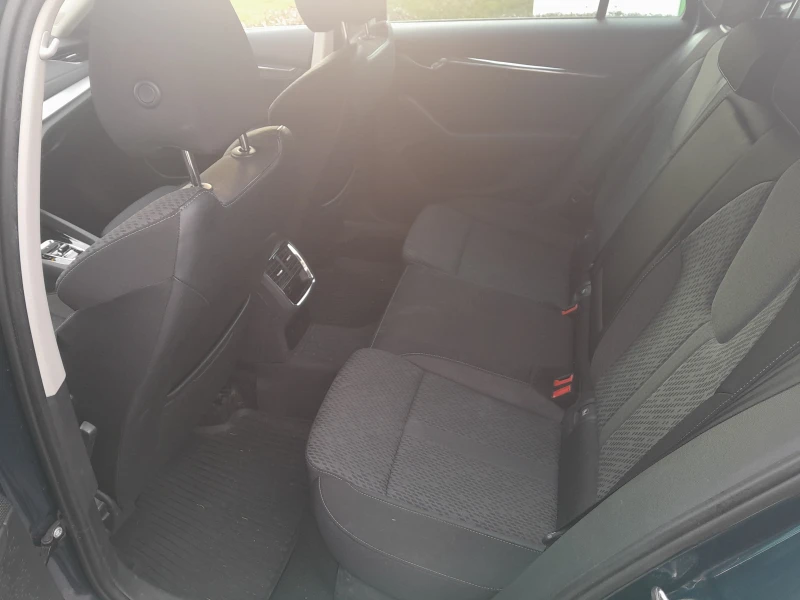 Skoda Octavia 1.5 TSI/7DSG/M-HEV, снимка 7 - Автомобили и джипове - 53285508