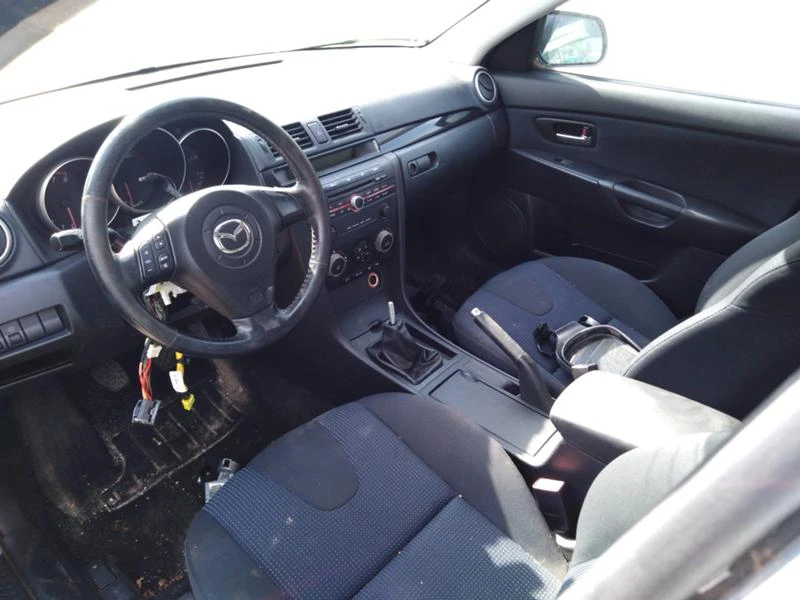 Mazda 3 1.6, снимка 3 - Автомобили и джипове - 32729991