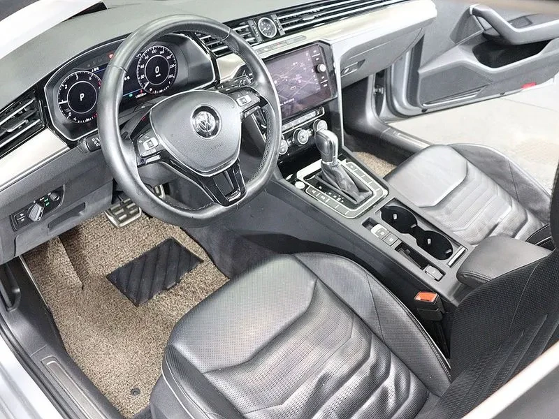 VW Arteon 2.0 Tdi Prestige, снимка 16 - Автомобили и джипове - 55785187