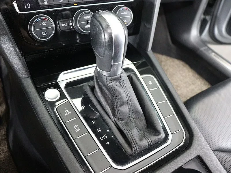 VW Arteon 2.0 Tdi Prestige, снимка 13 - Автомобили и джипове - 55785187