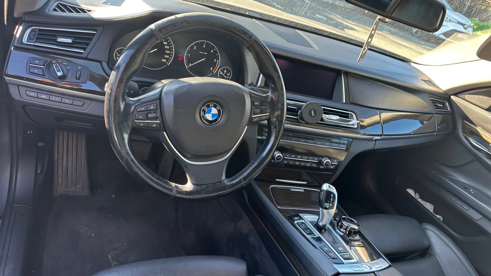 BMW 740 Лизинг, X-drive, LED, Distronic, HUD - изображение 9