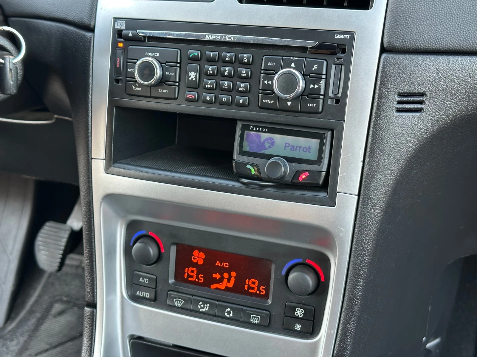 Peugeot 307 1.6HDI Full - изображение 10