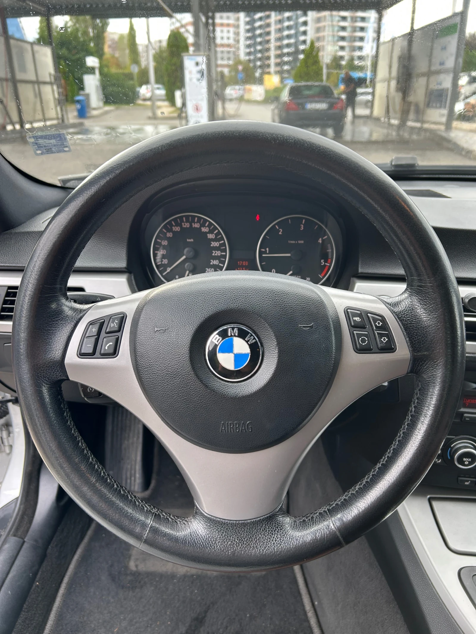 BMW 320 | Mobile.bg   11