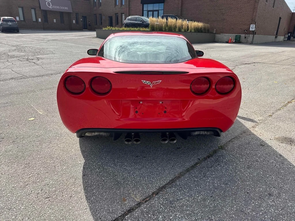 Chevrolet Corvette * 2dr Cpe w/1LT * CARFAX * БЕЗ ПЪРВОНАЧАЛНА ВНОСКА - изображение 4