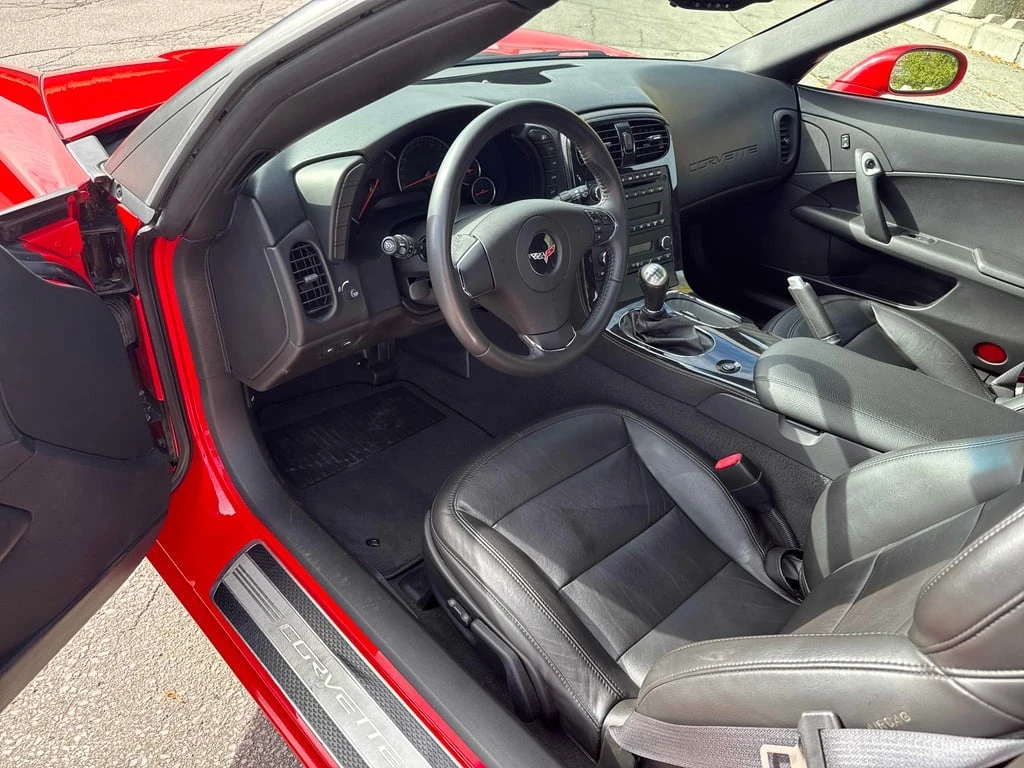 Chevrolet Corvette * 2dr Cpe w/1LT * CARFAX * БЕЗ ПЪРВОНАЧАЛНА ВНОСКА - изображение 5