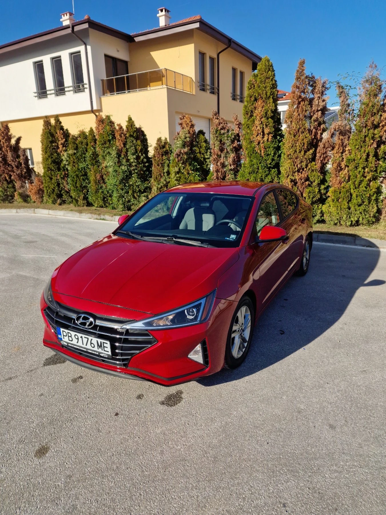 Hyundai Elantra | Mobile.bg   1