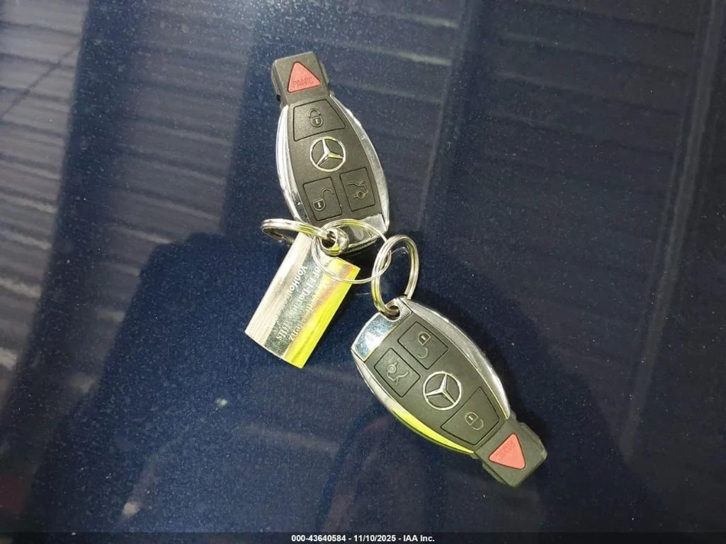 Mercedes-Benz C 300 * 4MATIC * CARFAX *    | Mobile.bg   11