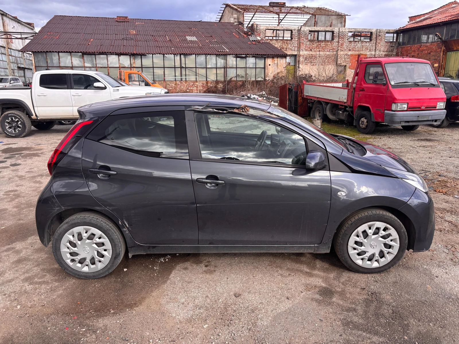 Toyota Aygo 1.0 VVTI | Mobile.bg � ����������� 4