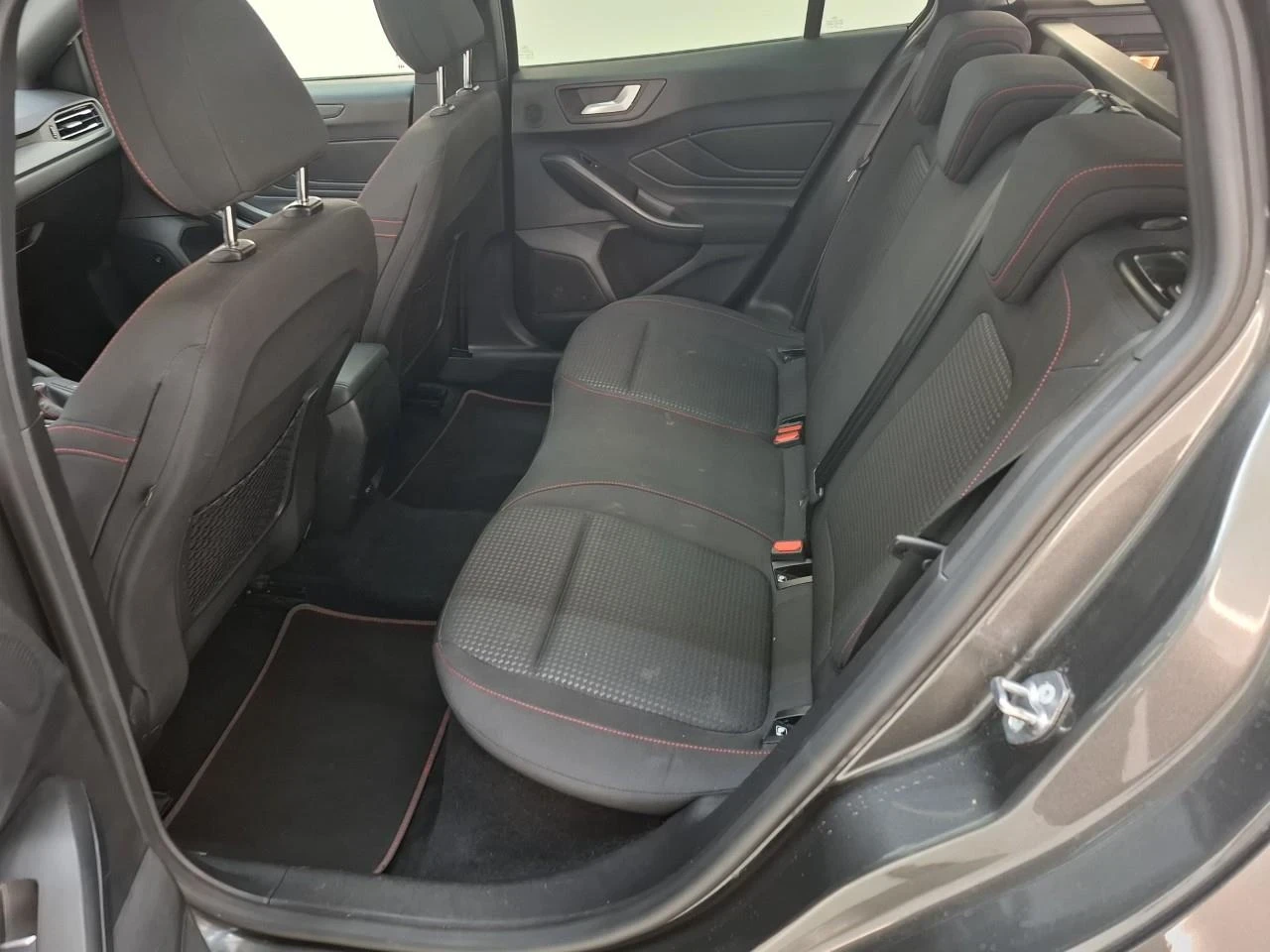 Ford Focus 1.5i - 180 ST LINE | Mobile.bg � ����������� 8