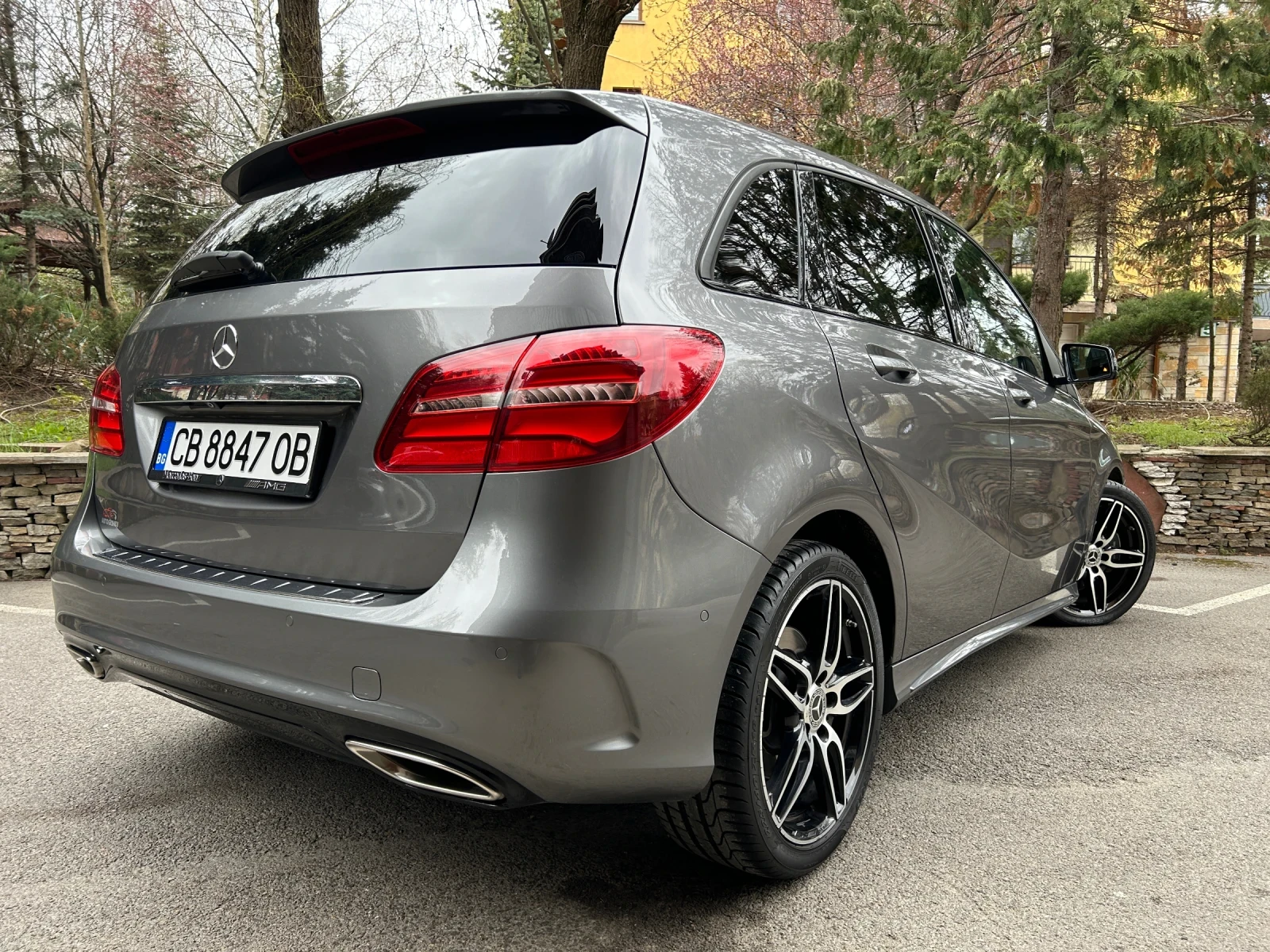 Mercedes-Benz B 200 D AMG 4-Matic, 128 500км!!! Пълна серв. история!