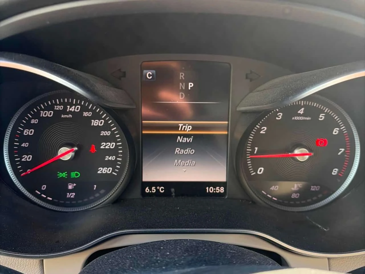 Mercedes-Benz C 300 * CARFAX * ЦЕНА ДО БГ, снимка 7 - Автомобили и джипове - 53927901