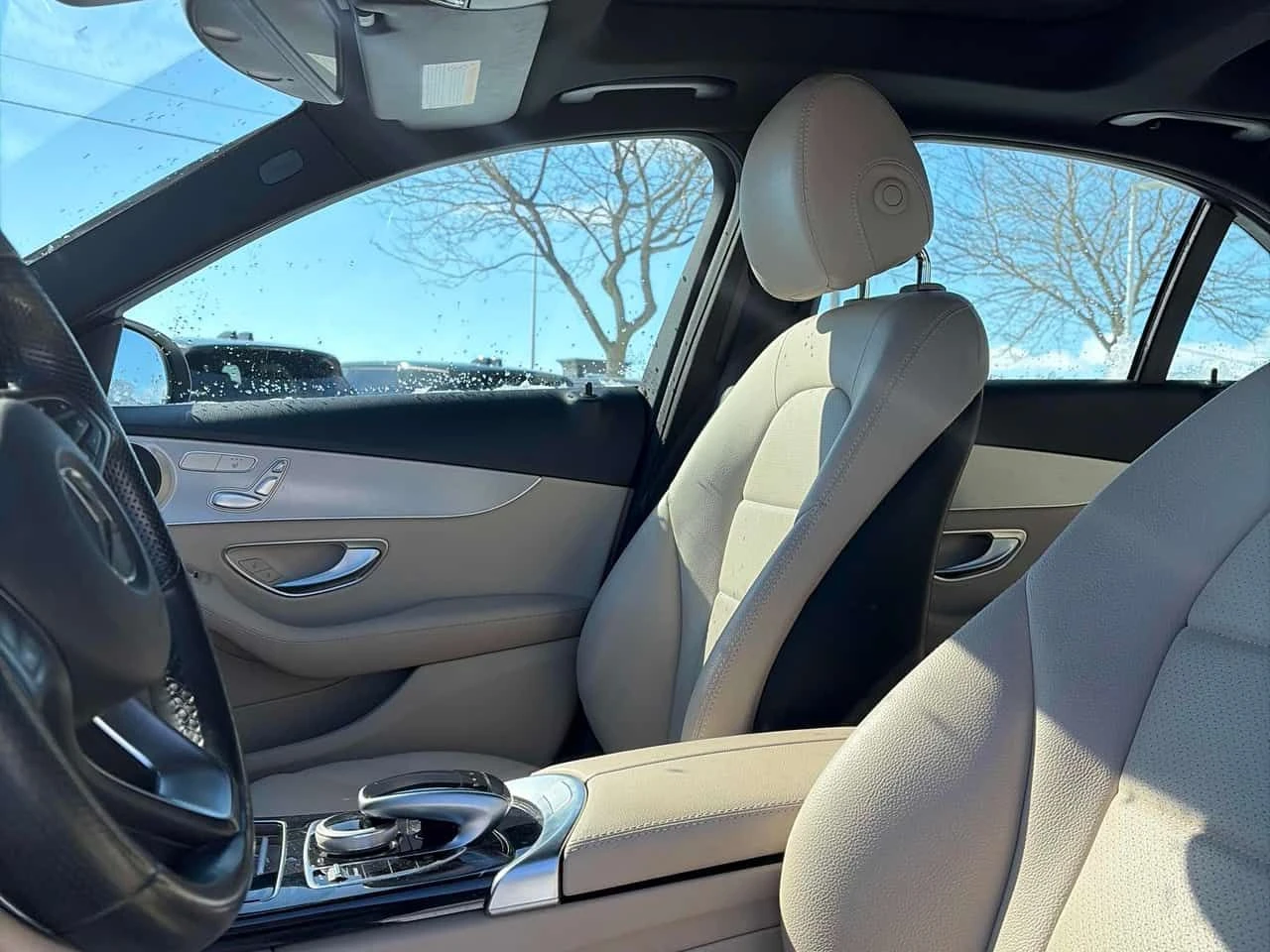 Mercedes-Benz C 300 * CARFAX * ЦЕНА ДО БГ, снимка 6 - Автомобили и джипове - 53927901