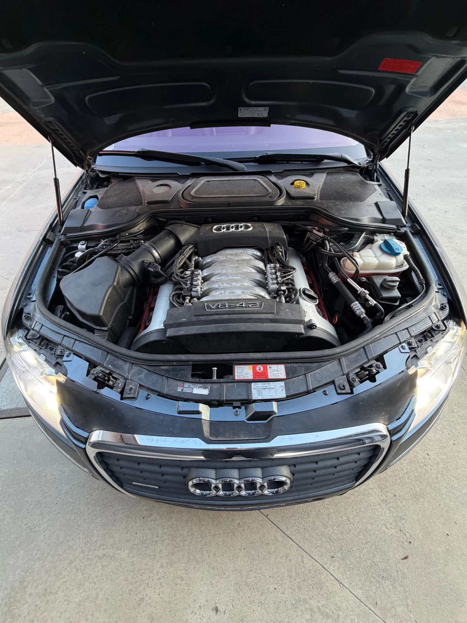 Audi A8 LPG 4.2 V8 Quattro , снимка 6 - Автомобили и джипове - 54392850
