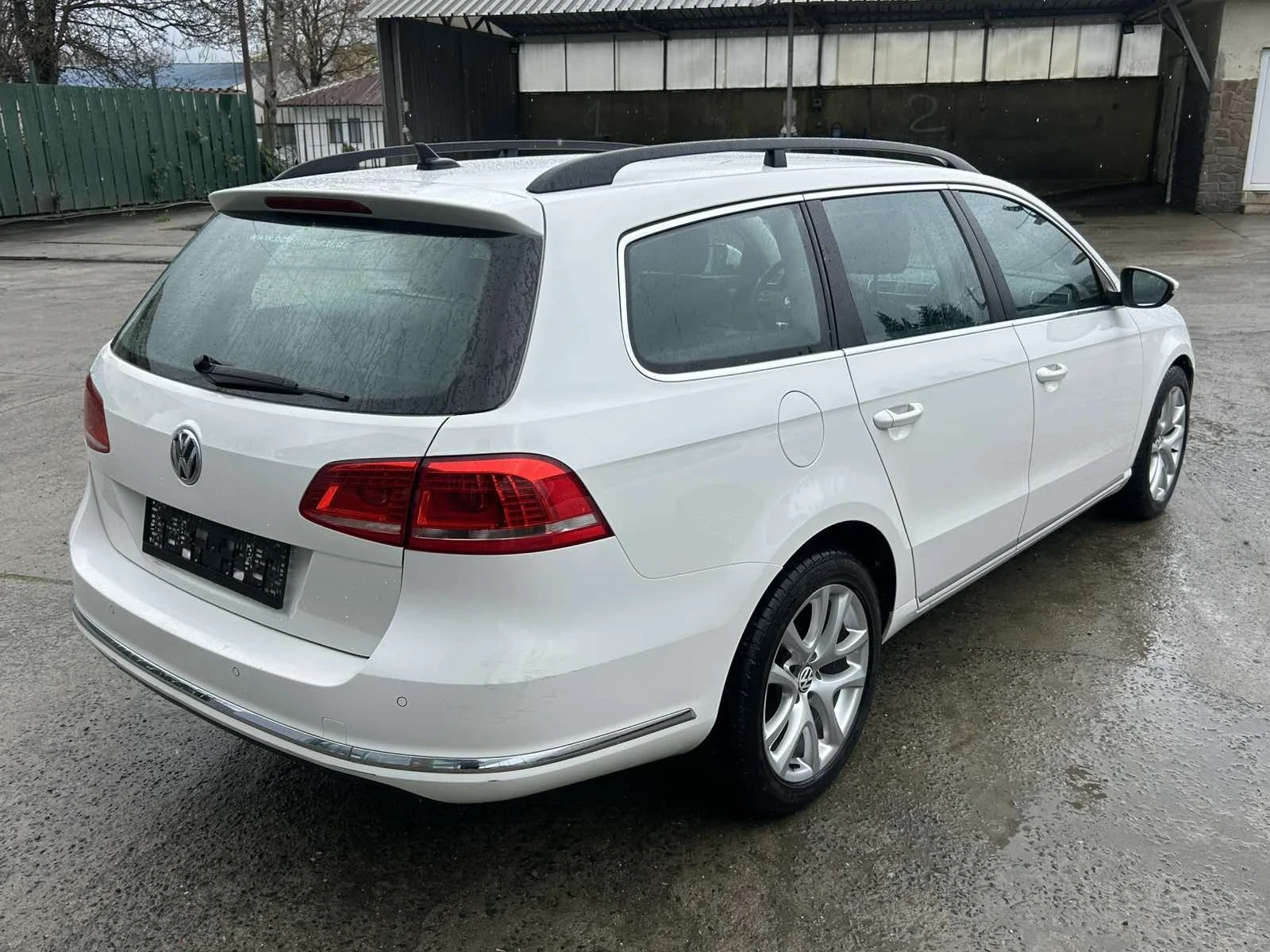 VW Passat 2.0 DSG, снимка 9 - Автомобили и джипове - 54072252