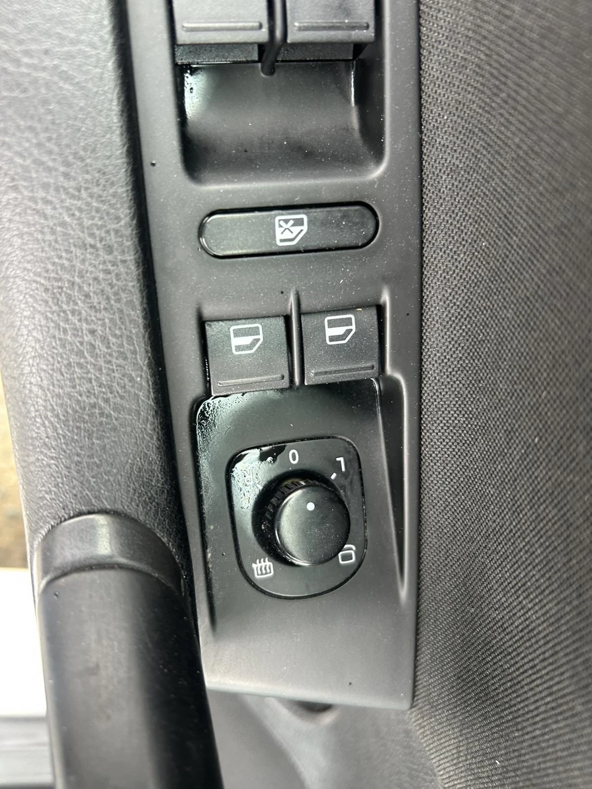 VW Passat 2.0 DSG, снимка 13 - Автомобили и джипове - 54072252