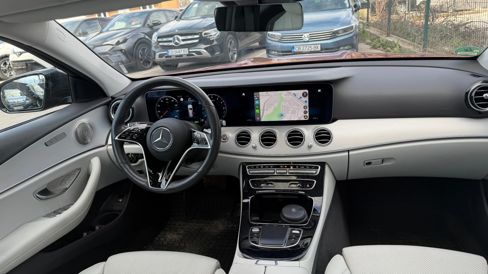 Mercedes-Benz E 300 de 4 Matic PlugIn Hybrid, снимка 14 - Автомобили и джипове - 54127552
