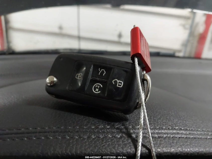 VW Passat 2l Volkswagen 2.0T Se, снимка 11 - Автомобили и джипове - 54141672