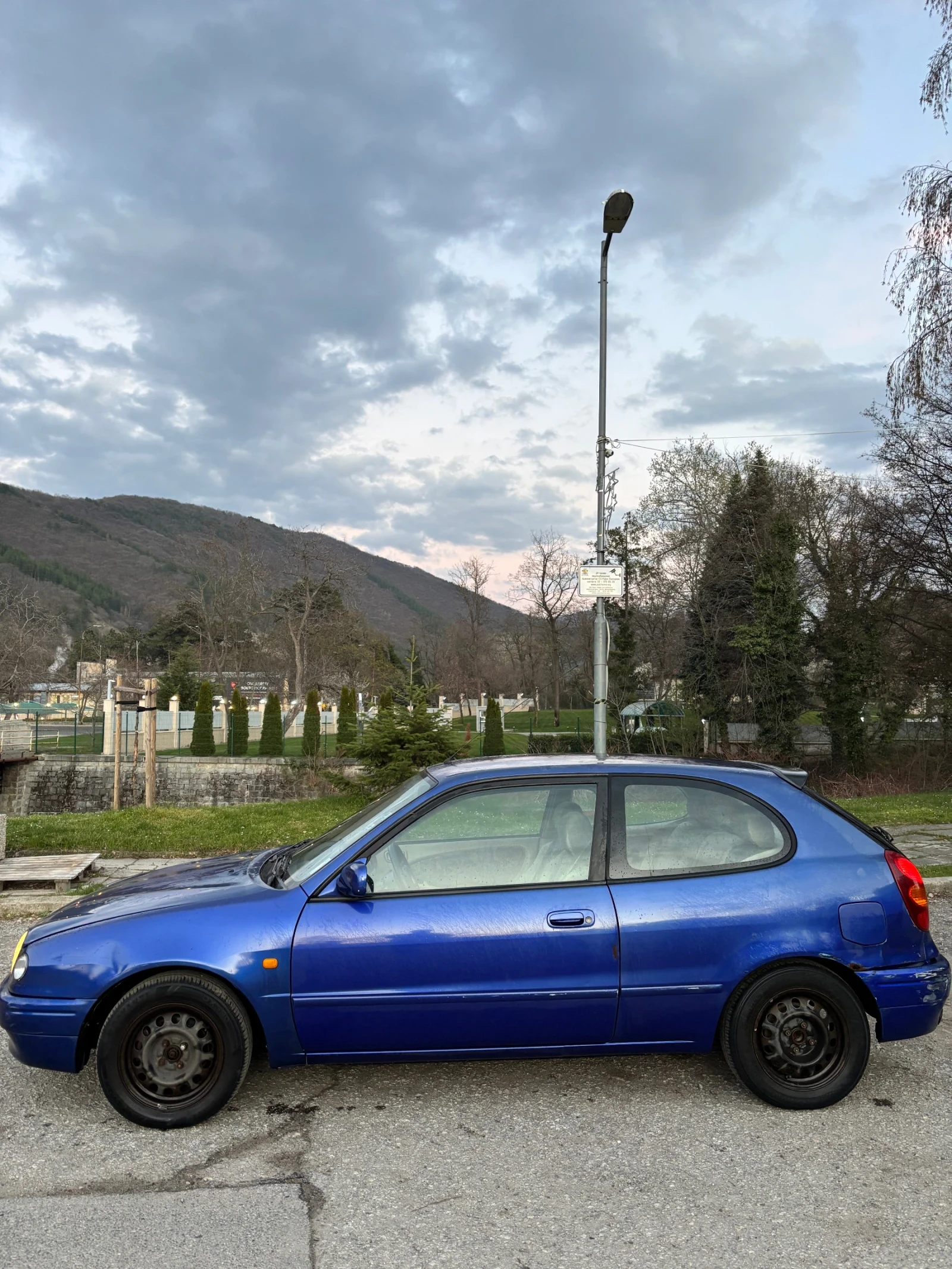 Toyota Corolla E11, снимка 3 - Автомобили и джипове - 54169571