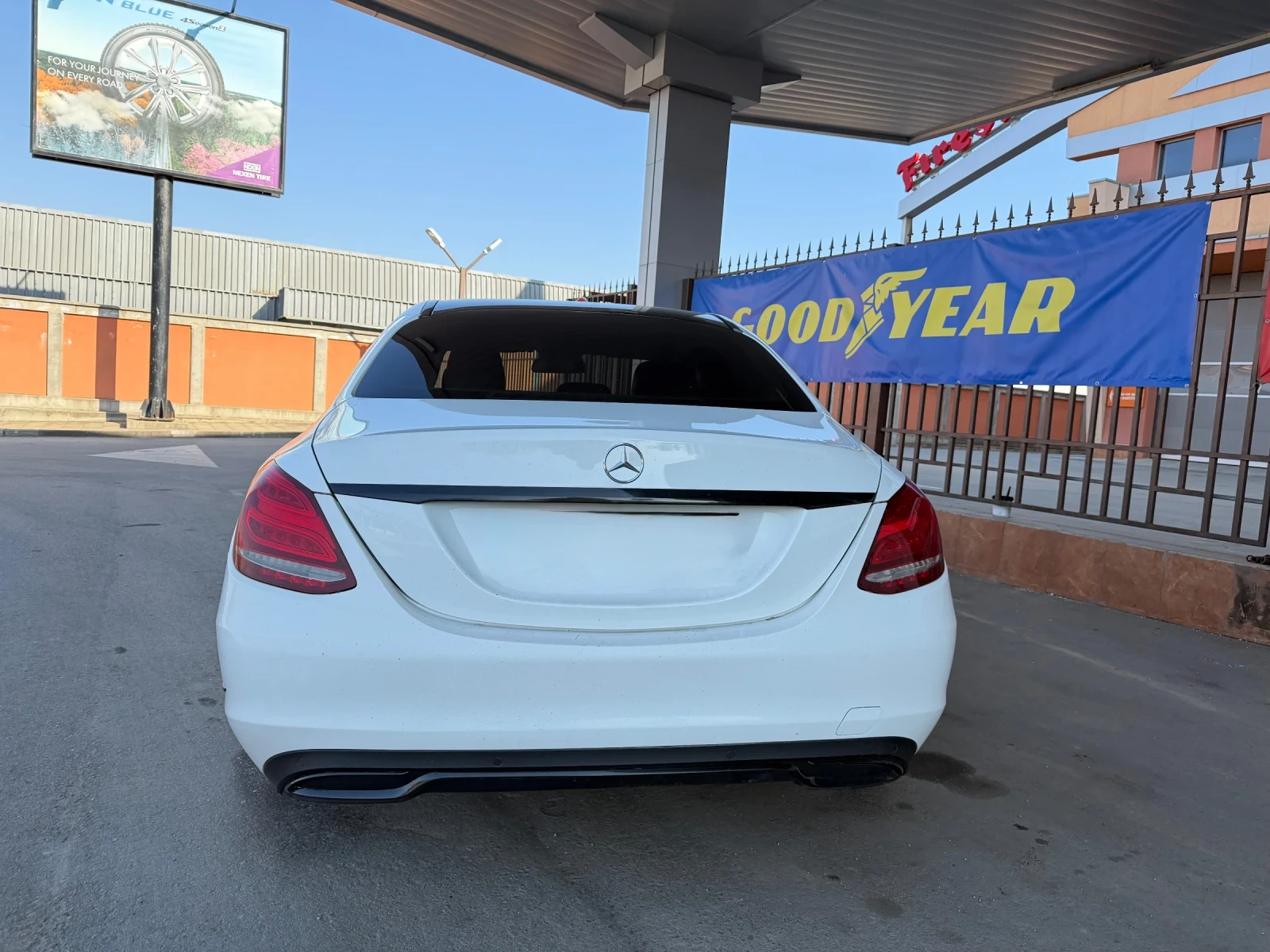 Mercedes-Benz C 220 AMG* Уникат, снимка 5 - Автомобили и джипове - 54482860