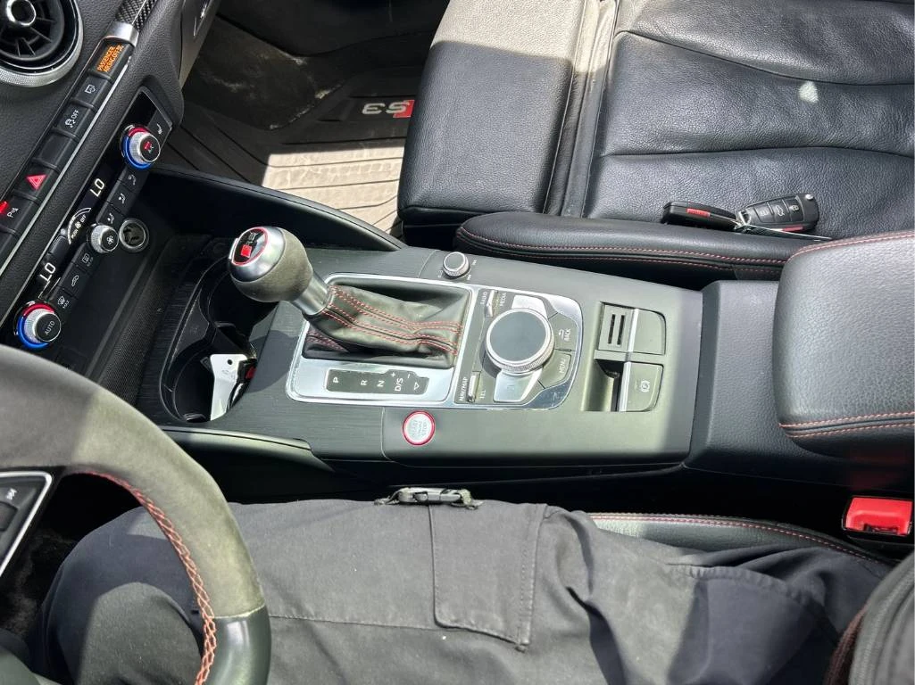 Audi Rs3 * ПРЕДСТАВИТЕЛСТВО * КАМЕРА * ПОДГРЕВ * ПАМЕТ, снимка 14 - Автомобили и джипове - 54569663