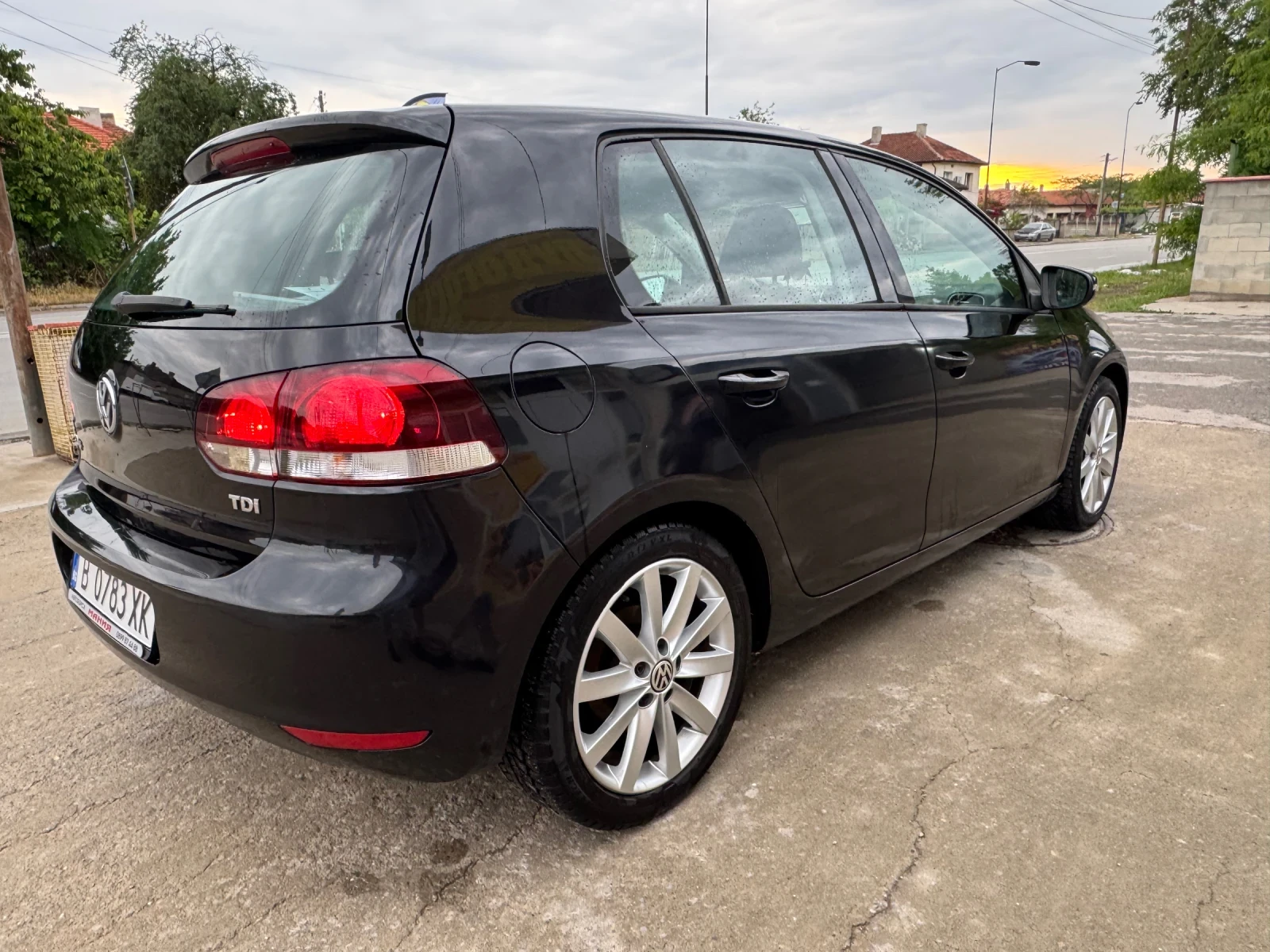 VW Golf, снимка 4 - Автомобили и джипове - 54743070
