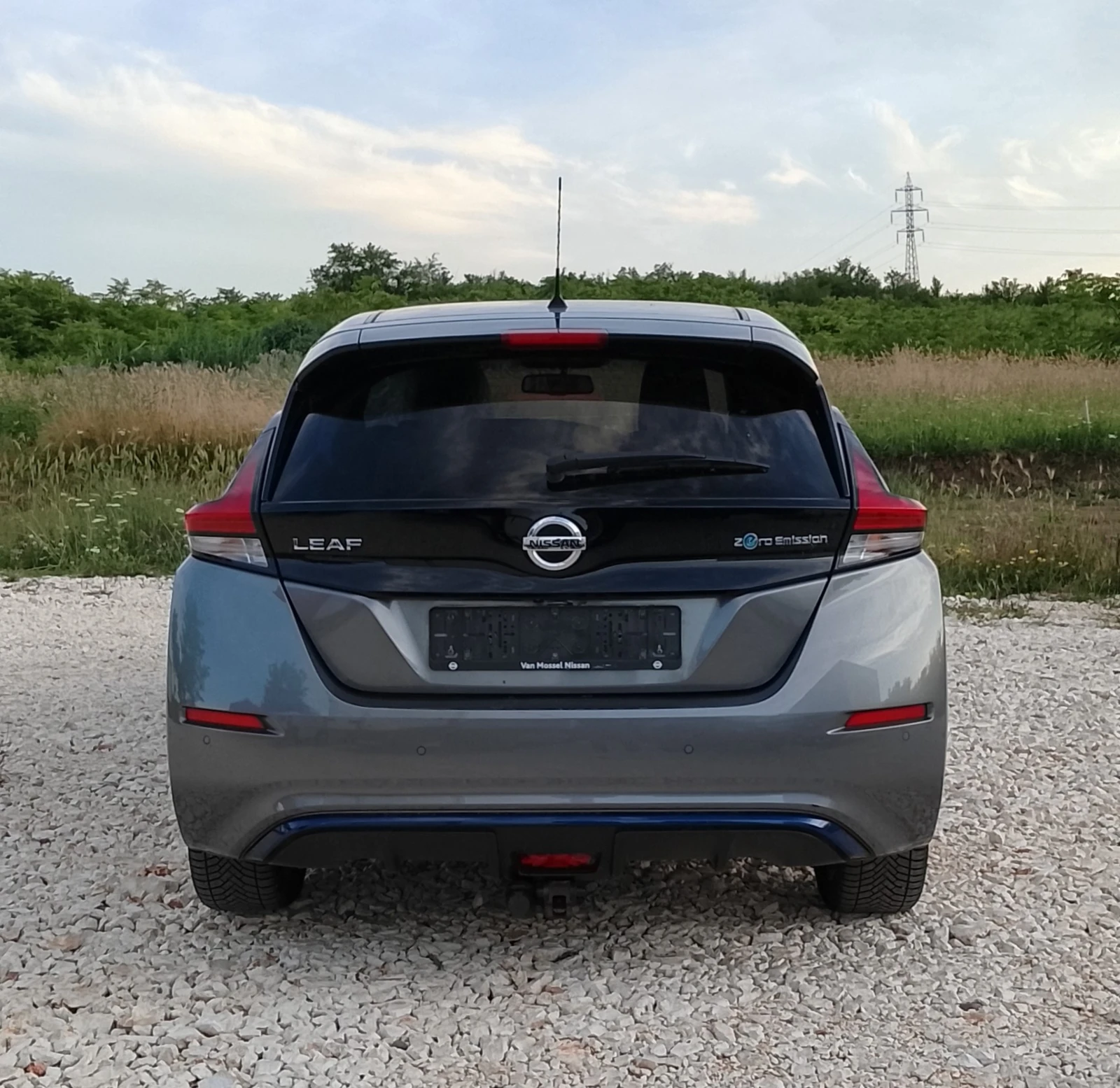Nissan Leaf  62kWh 218 к.с. НОВ ВНОС, Батерия ТОП, С ТЕРМОПОМПА, снимка 3 - Автомобили и джипове - 54903448