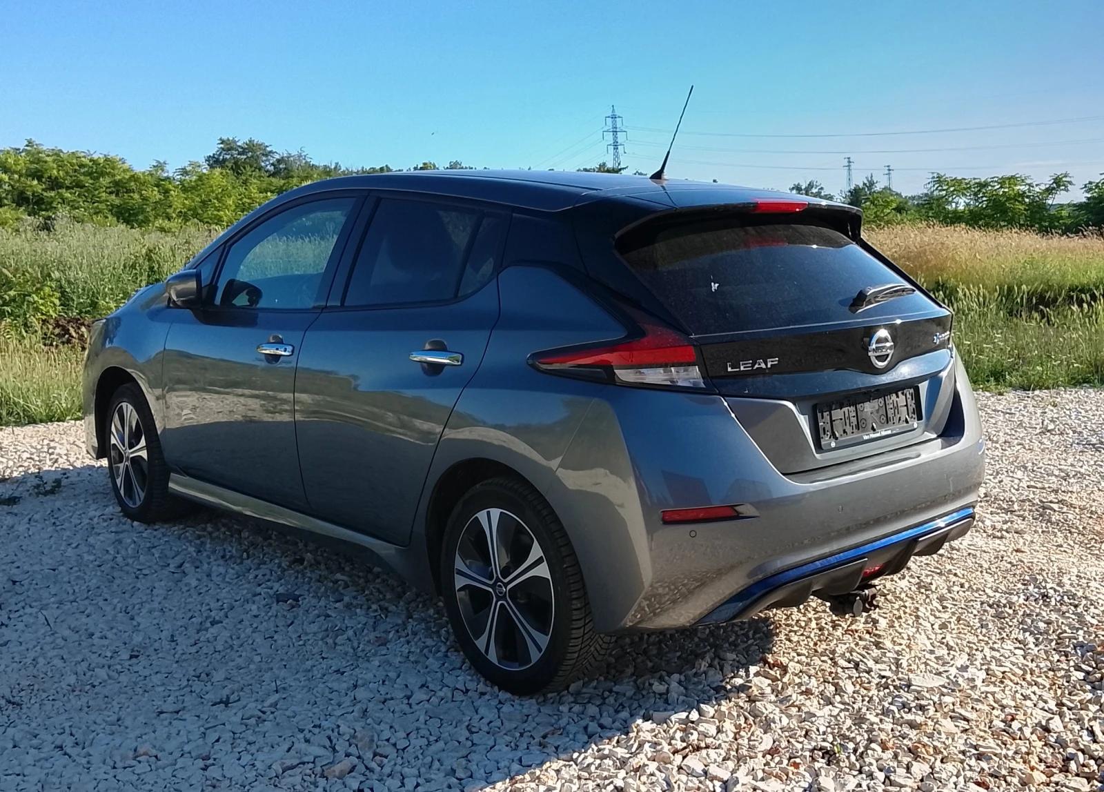Nissan Leaf  62kWh 218 к.с. НОВ ВНОС, Батерия ТОП, снимка 3 - Автомобили и джипове - 54903448