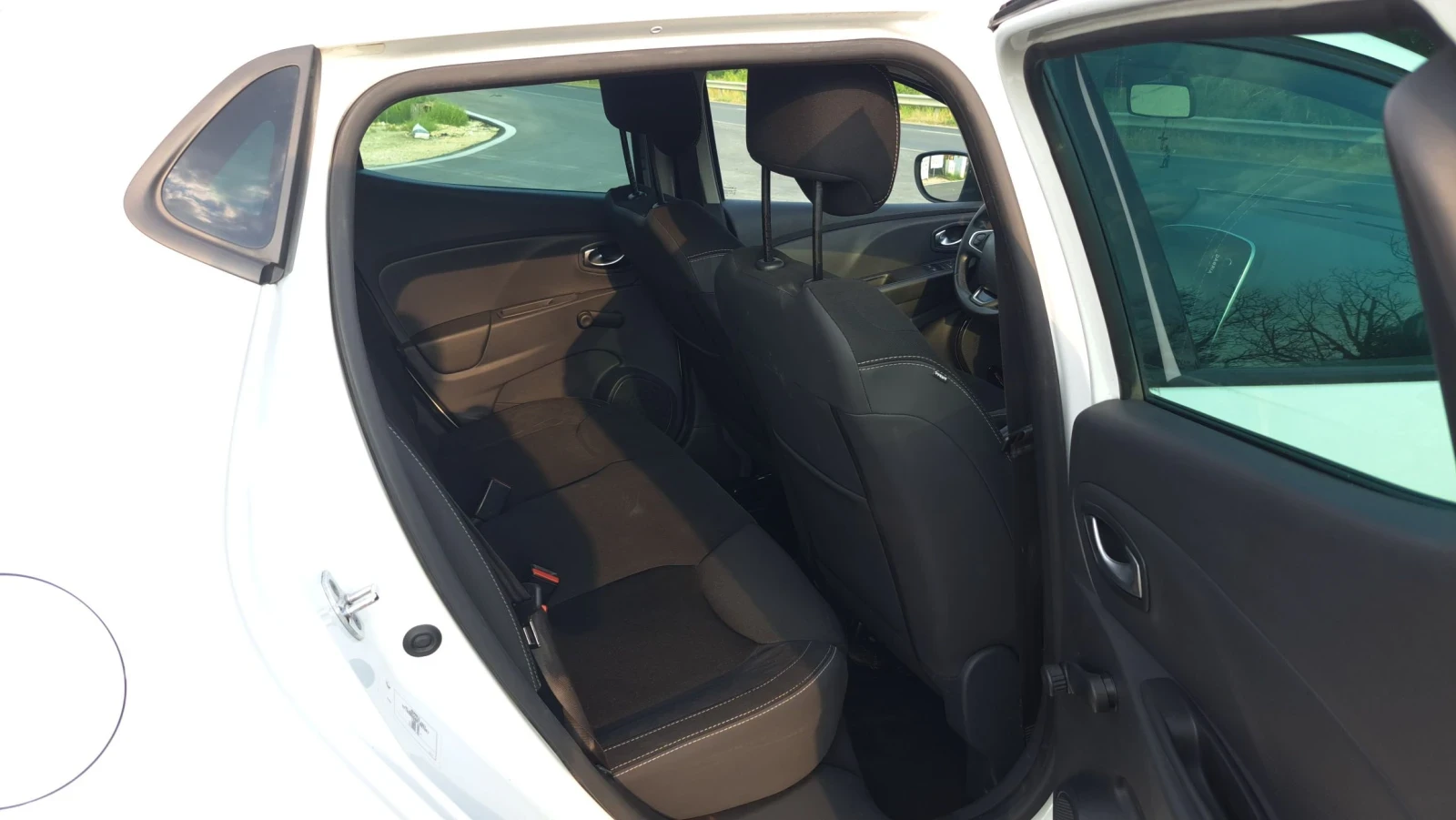 Renault Clio 1.5 HDI, снимка 12 - Автомобили и джипове - 55582588
